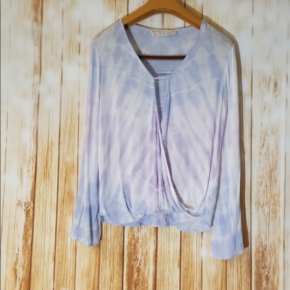 Tie dye flowy shirt